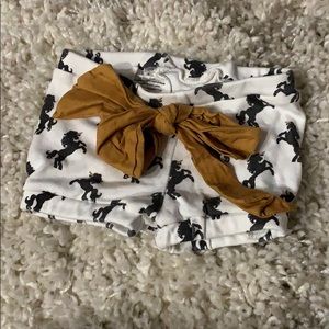 9-12mo Marley Ro Unicorn shorts